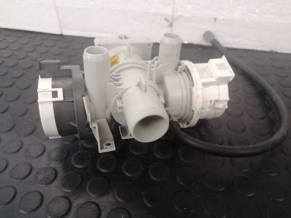 Pompa evacuare masina de spalat LG EAU64082901 cod / C165