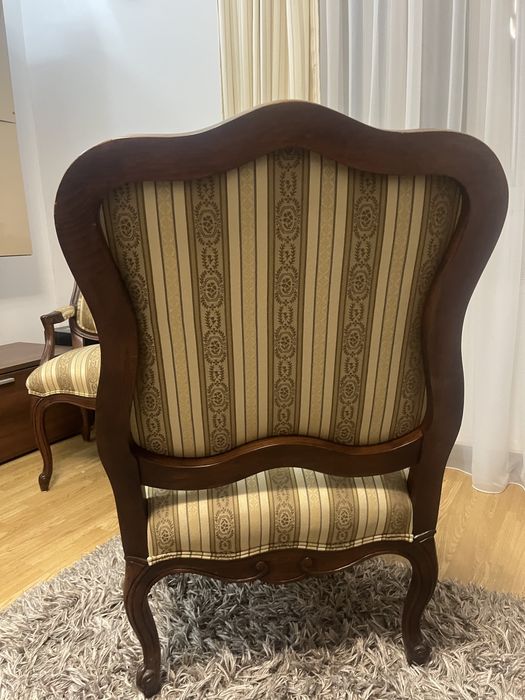 Vand set fotolii ,masuta lemn 4850 ron