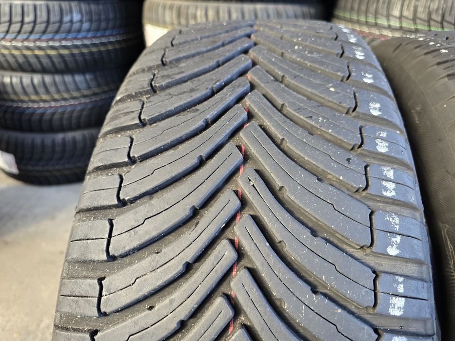 225/55/18 BRIDGESTONE 4бр