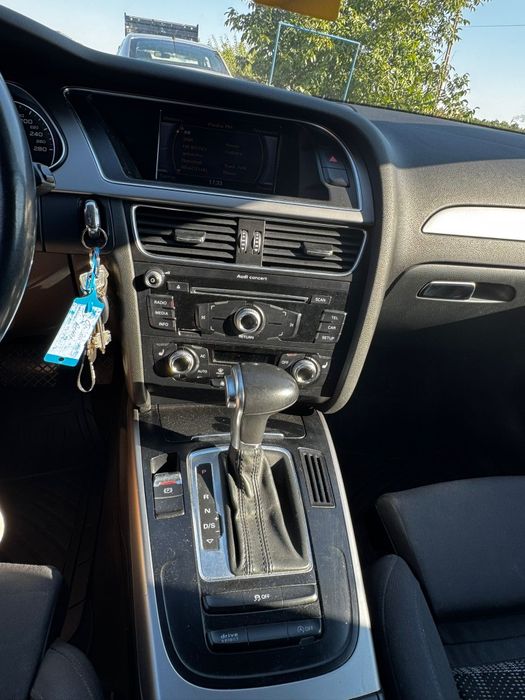 Audi A4 2.0 Tdi 143 cp  2014