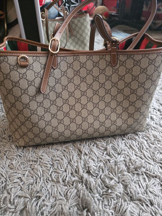 Маркова чанта модел 2026г страхотна