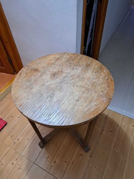 Masa rotunda lemn masiv vechime 100 ani