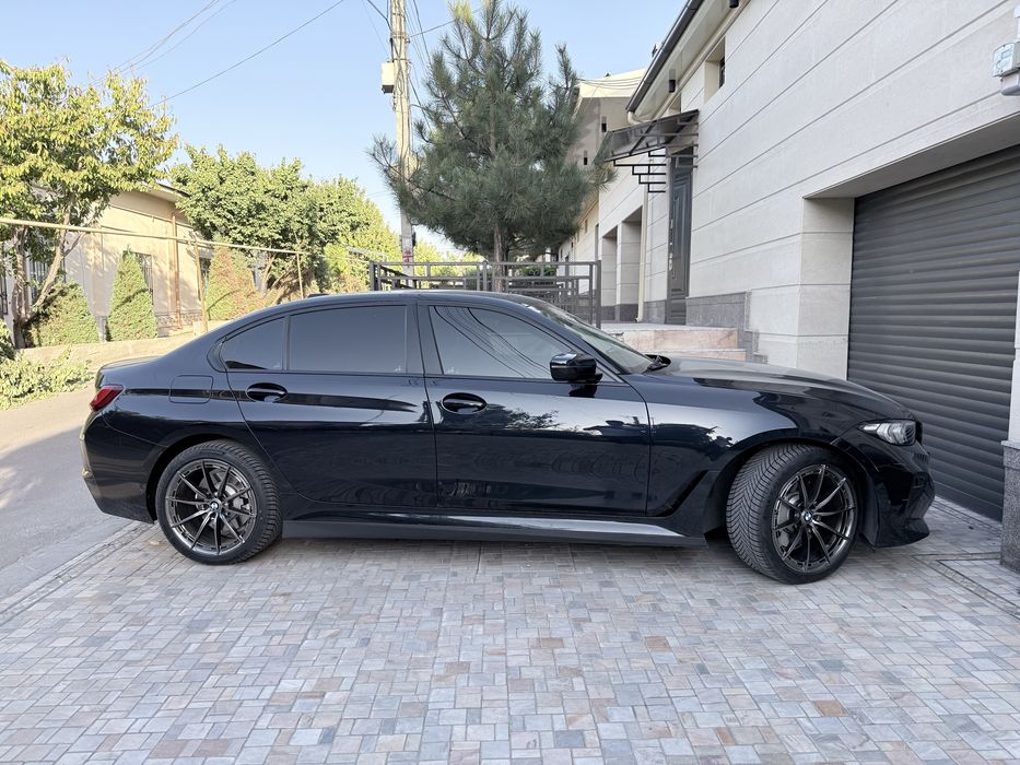 Подаётся bmw i3 35l