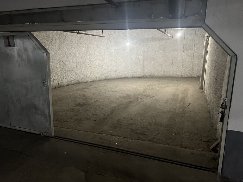 Гараж подземный продается