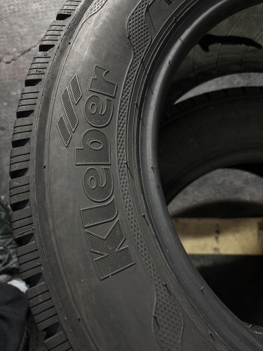 215/65R16C 109/107R Kleber dot21