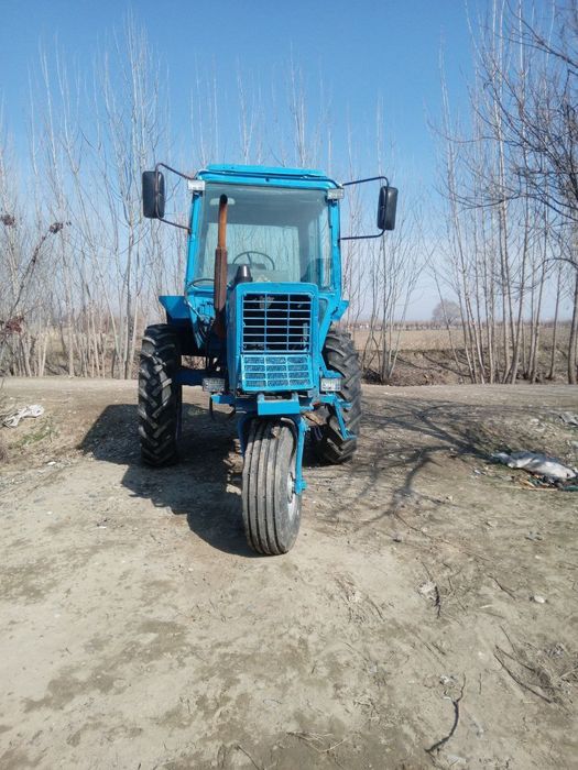 MTZ-80 traktor sotiladi