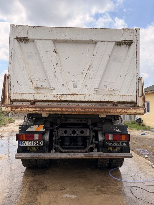 De vanzare basculanta mercedes actros 4141