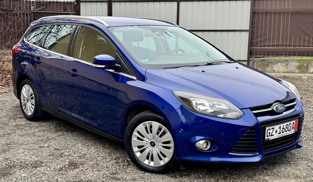 Ford focus Titanium   distributie noua ulei si filtre  !! Climatronic