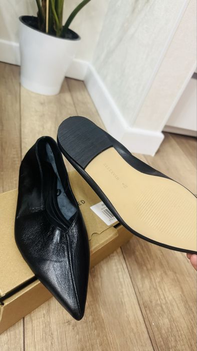 Обувь с узким носом