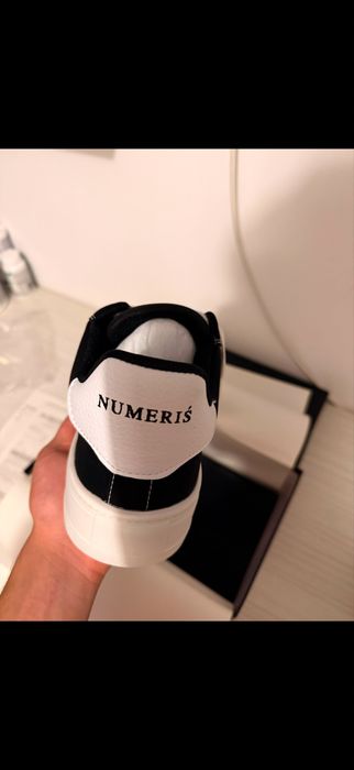 Numeris Acrylic Black Full Box~43