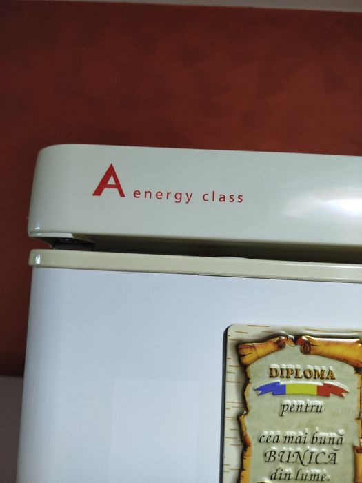 Vând combină frigorifică