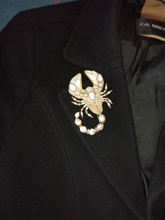 Брошь ручной работы Скорпион