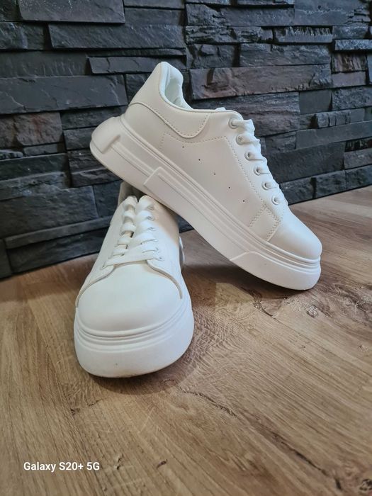 Pantofi sport Nike Puma si altele nr 41/26cm