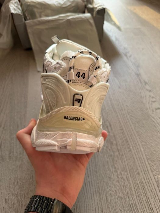 Balenciaga runner