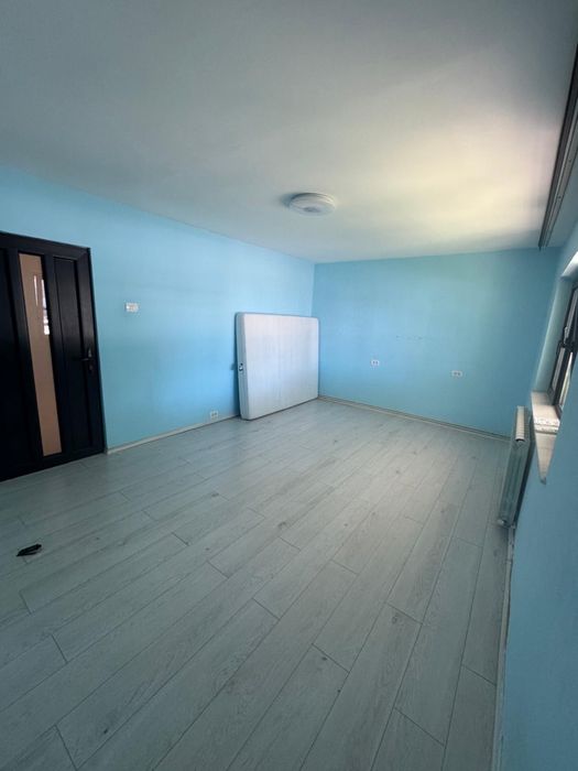 De vanzare apartament 2 camere ,53 mp, Bulevardul 1 Mai Parter