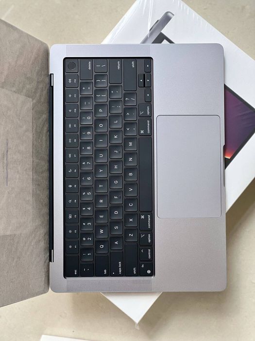 Macbook pro m1 pro 16-inch 32/512 100% 10 sikl full