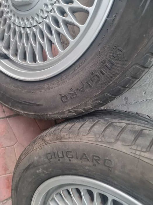 Мерцедес Mercedes BMW - гуми 15 цола