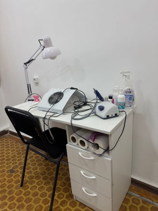 Продам все для маникюра