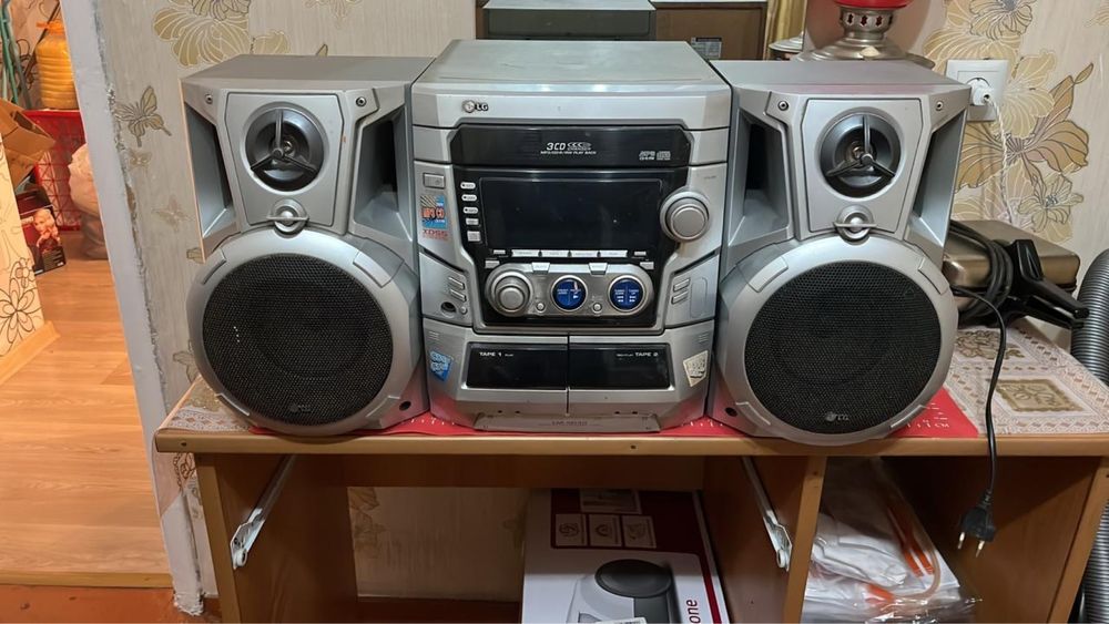 Продам муз центр