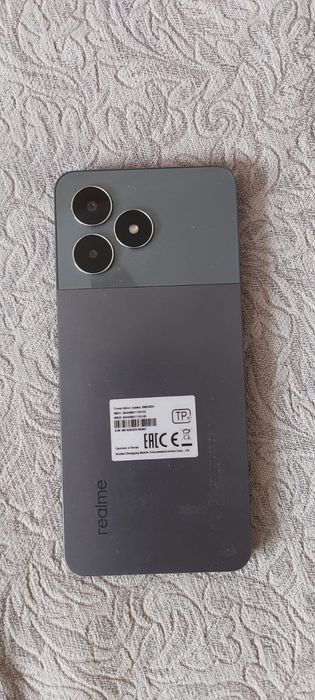 Реалми ноте 50 в хорошем состояние