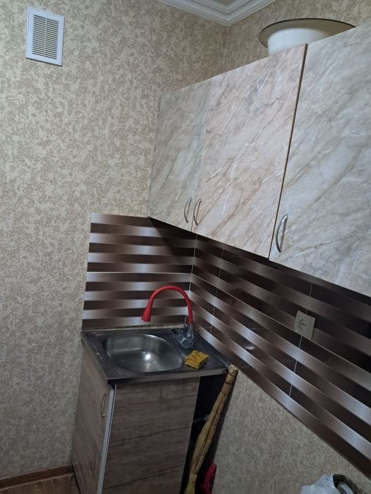 Сдаётся 1 комнатная квартира в Чирчике