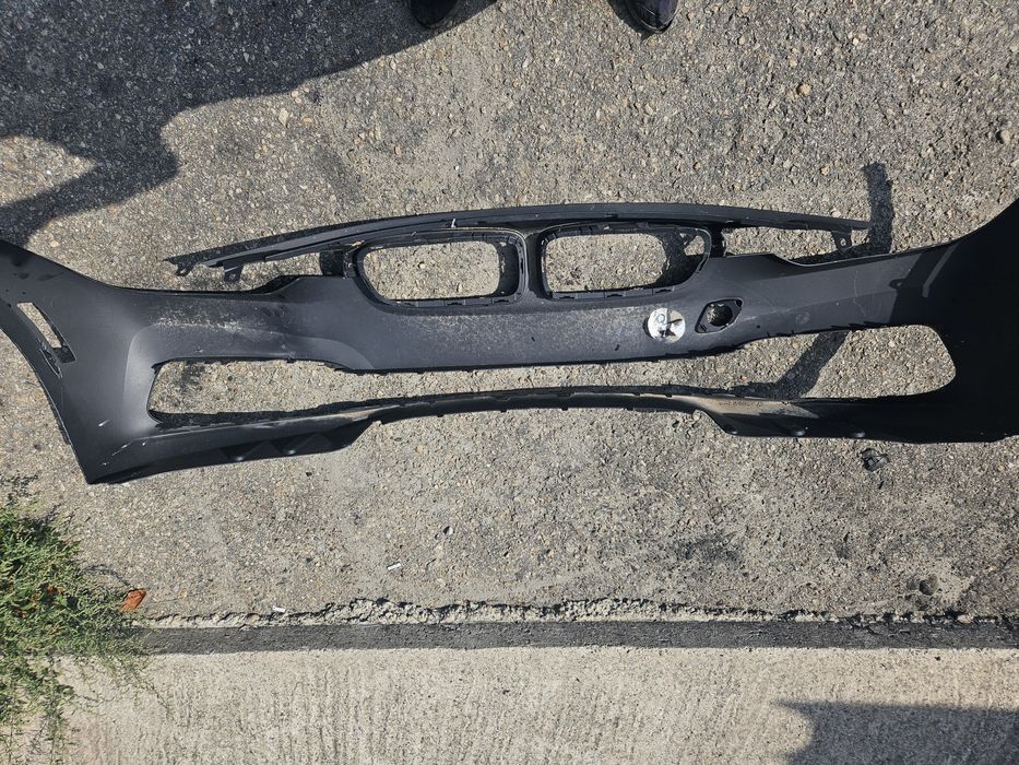 Предна броня bmw f30