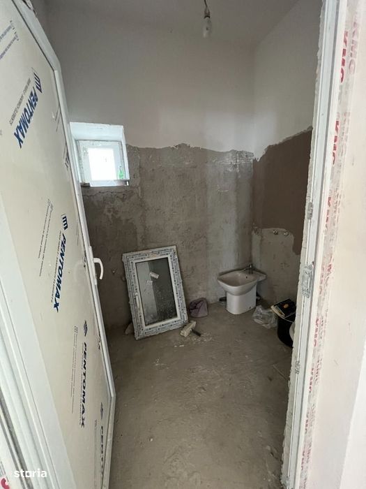 Spatiu Comercial Mioveni, Robea, 120 mp, toate utilitatile
