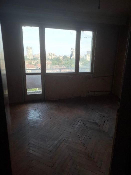 Продава се Тристаен апартамент в Пловдив, Захарна фабрика - 82 кв.м за 1463 €/кв.м - Снимка #4