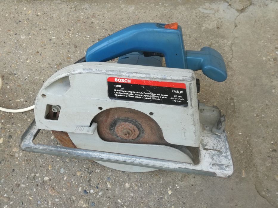 Bosch Germany 1700вата професионален оригинален ръчен циркуляр от герм
