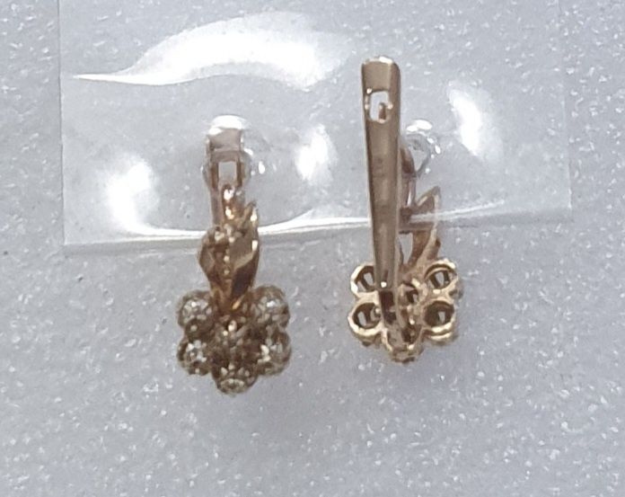 Бриллиантик   золотой.