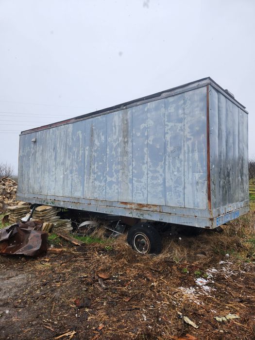 Продавам фургон на колела