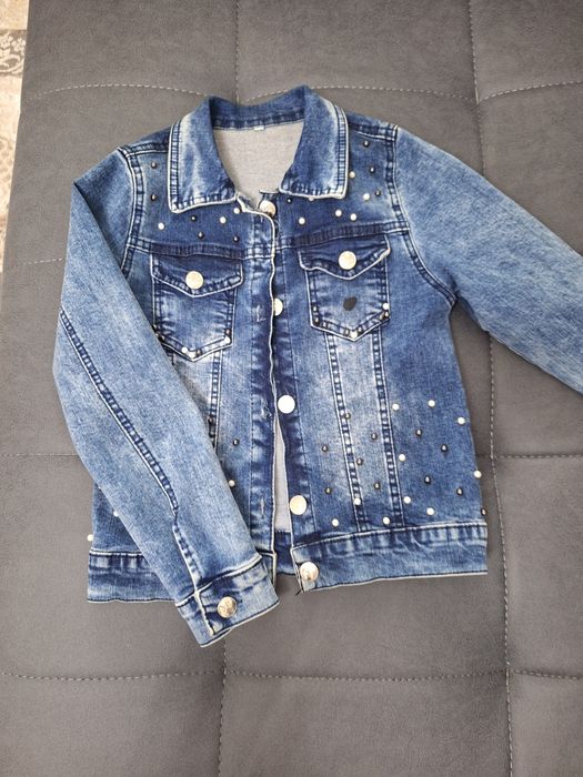 Джинсовая курточка на девочку