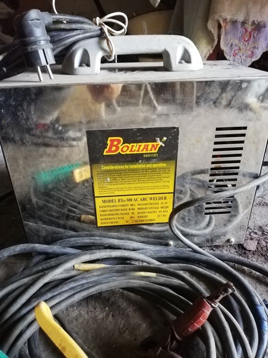 Продам электросварку на 220/380.