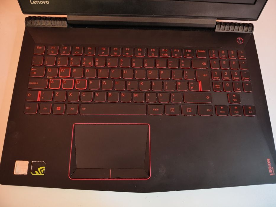 Dezmembrez laptop Lenovo