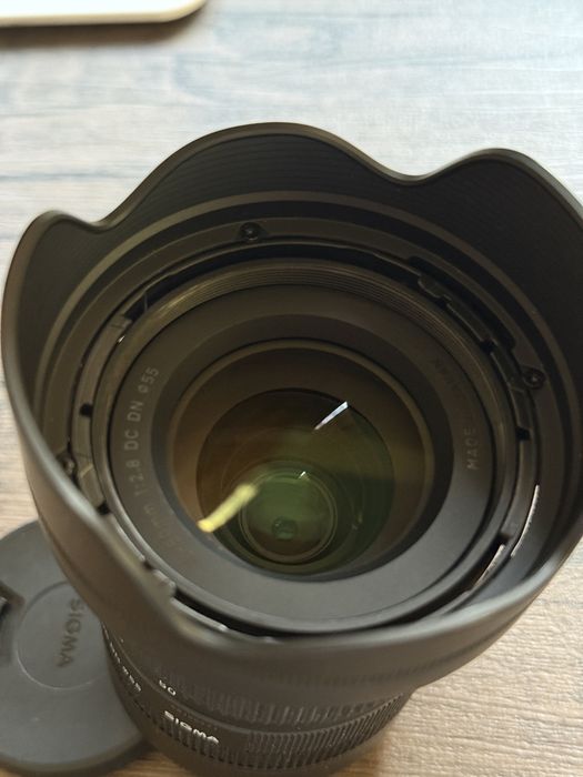 Obiectiv Sigma 18-50mm f2.8 DC DN Sony E - Stare excelentă