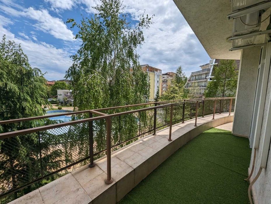 Продава се Двустаен апартамент в к.к. Слънчев бряг - 68 кв.м за 473 €/кв.м - Снимка #2