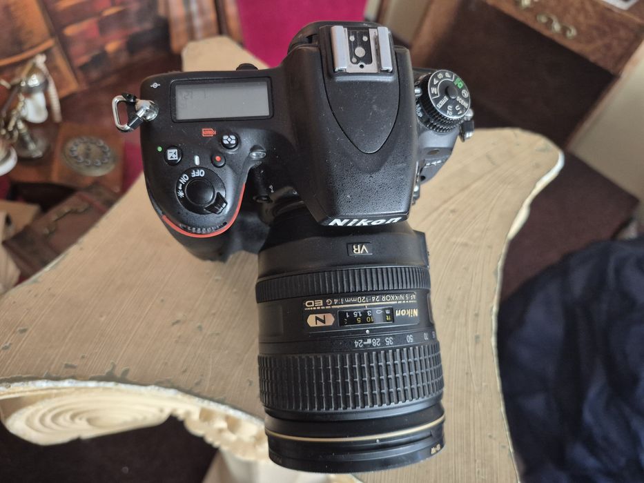 Продава Никон D800 и Никон D750 с обективи Nikkor 24-120  N 4