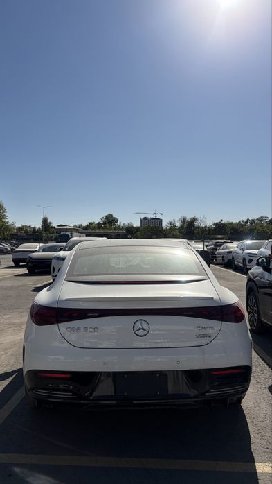 Mersedes Benz EQE 500 Head up