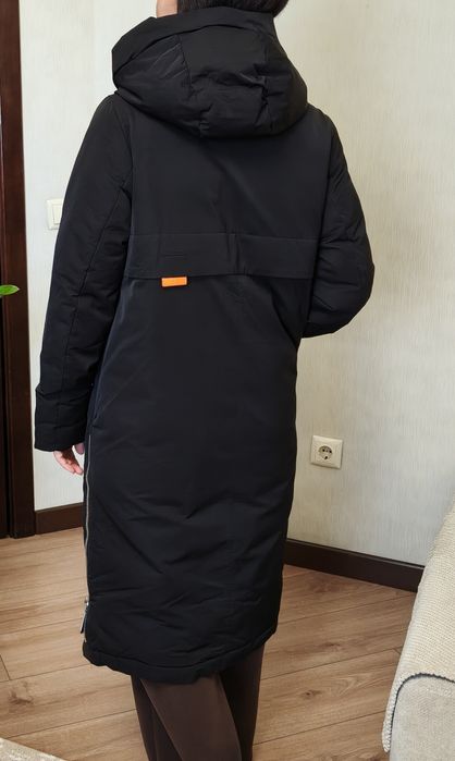 Куртка зимняя женская