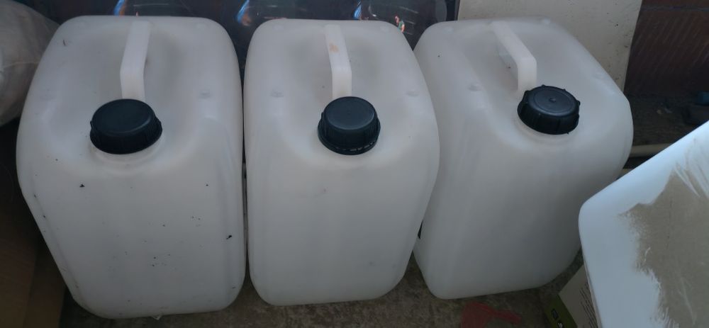 Set 3 bidoane 20 L pentru benzina motorina( canistra)