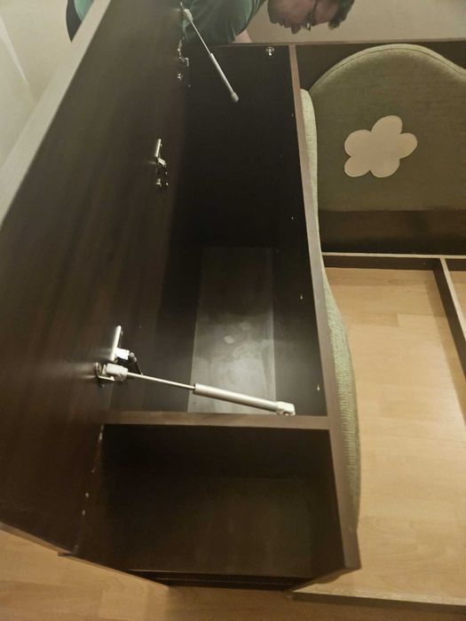 Dormitor pentru copii_pat si spatiu de depozitare