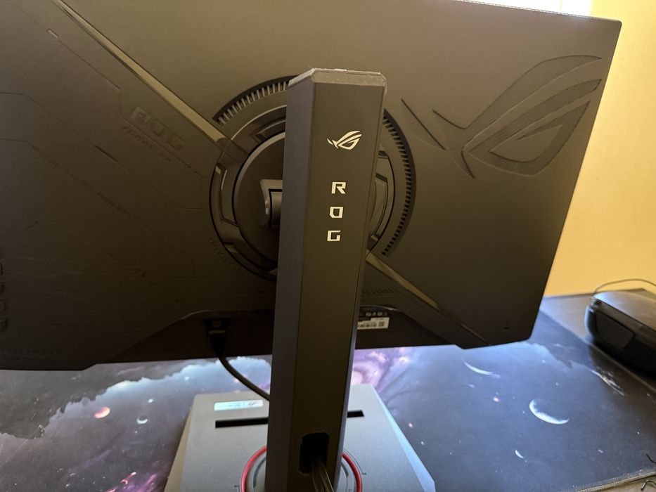 Monitor Asus Rog