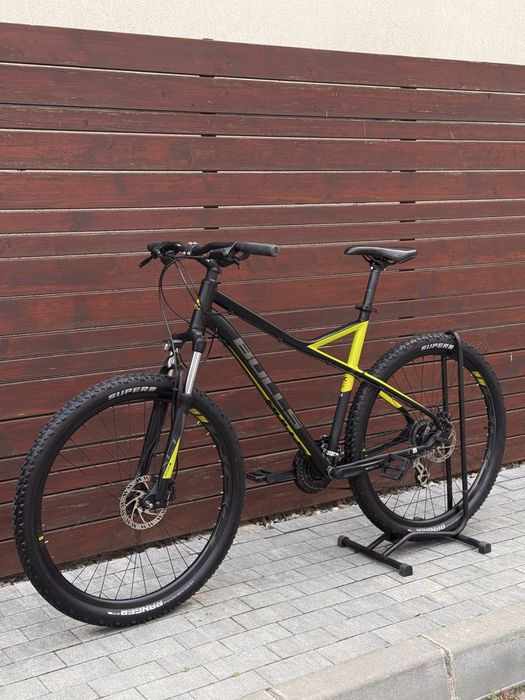 Bulls Sharptail Street 3 bicicleta MTB nu canyon cube scott specialized