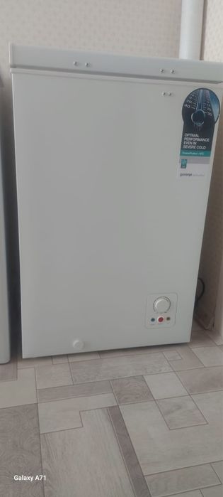 Продам морозильник