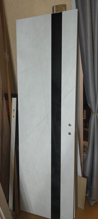 Продам дверь межкомнатную.