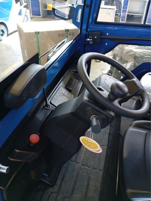 Тележка платформенная (тягач)