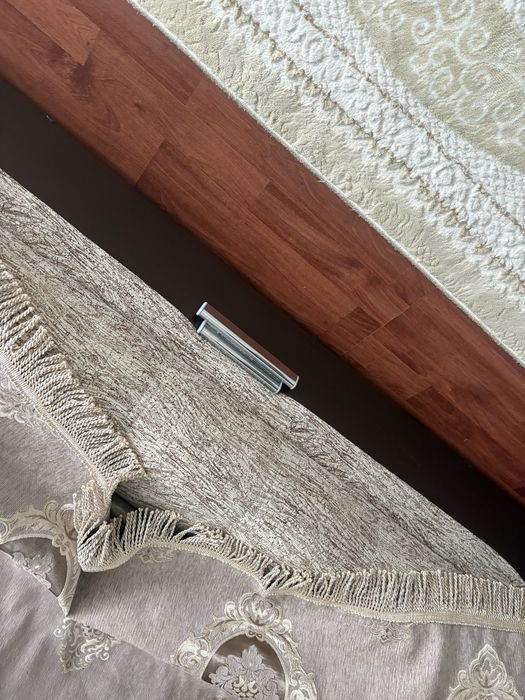 Продам диван с креслами