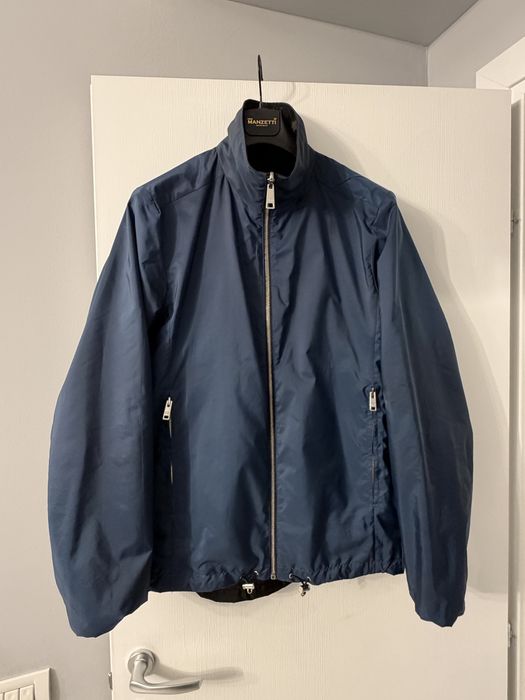 Vand 2 geci Prada de primavara / toamna