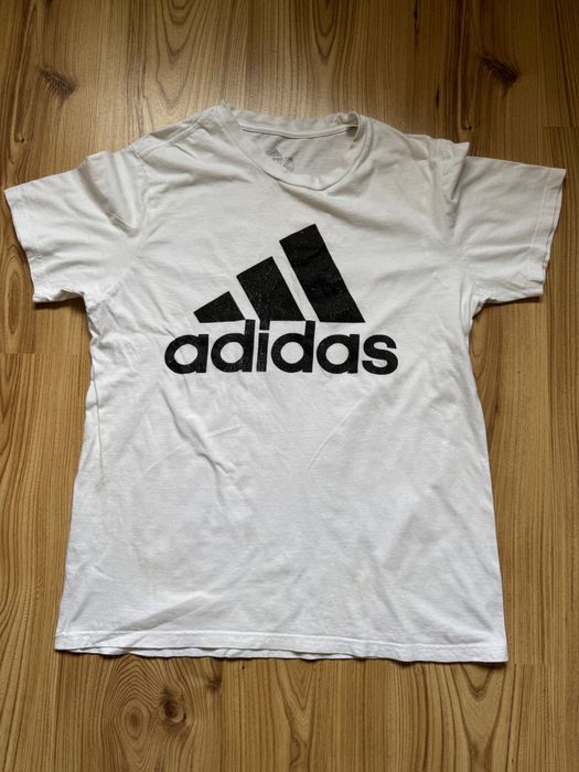 Tricou Adidas.