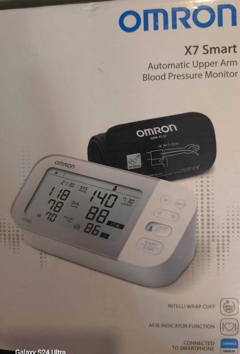 Апарат за кръвно -OMRON X7 Smart